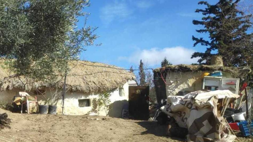 Το παράπηγμα - σπίτι της πολύτεκνης οικογένειας στο Ξυλόκαστρο